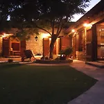 Βίλα Listed In Laneia