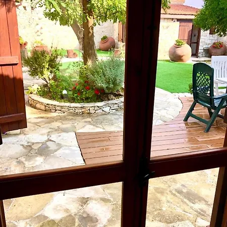 Listed In Laneia Λάνια